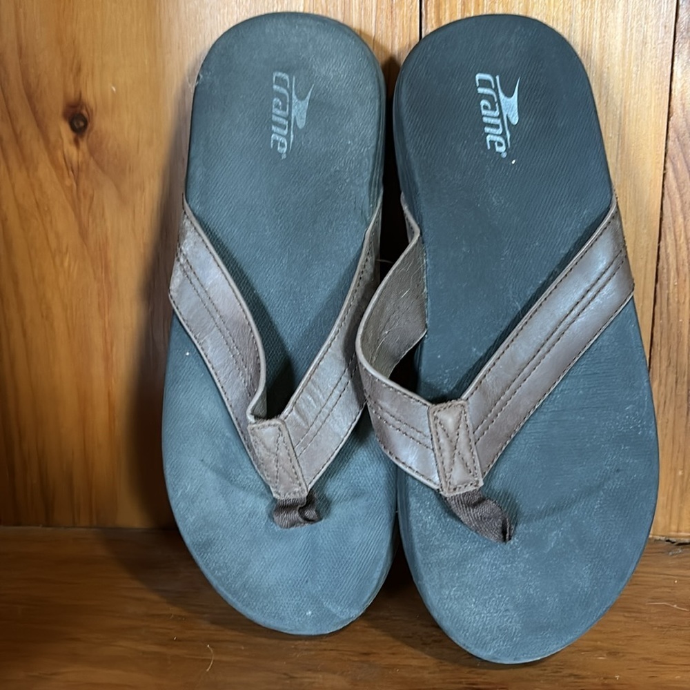 Crane Mens Memory Foam Flip Flops Sandals Size 9